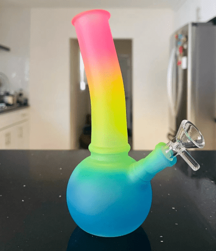 Iridescent Glass Water Pipe Bong Blue Smoking Pipe Recycler Dab Rig Bongs with Percolater Clear Hookahs 14mm Male Transparent Glass Bowl 4.1 inch Thick Pyrex pipes Cute Gifts