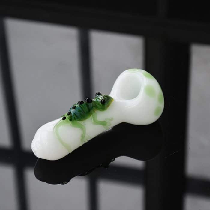 Gecko Glass Green Lizard Pipe Hand Blown Pipe - Image 2