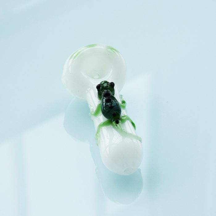 Gecko Glass Green Lizard Pipe Hand Blown Pipe - Image 11