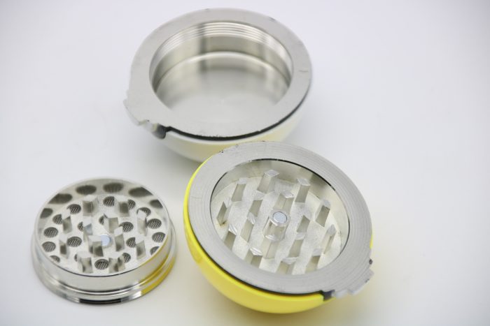 RUNAOT Pokeball Herb Grinder - Image 6